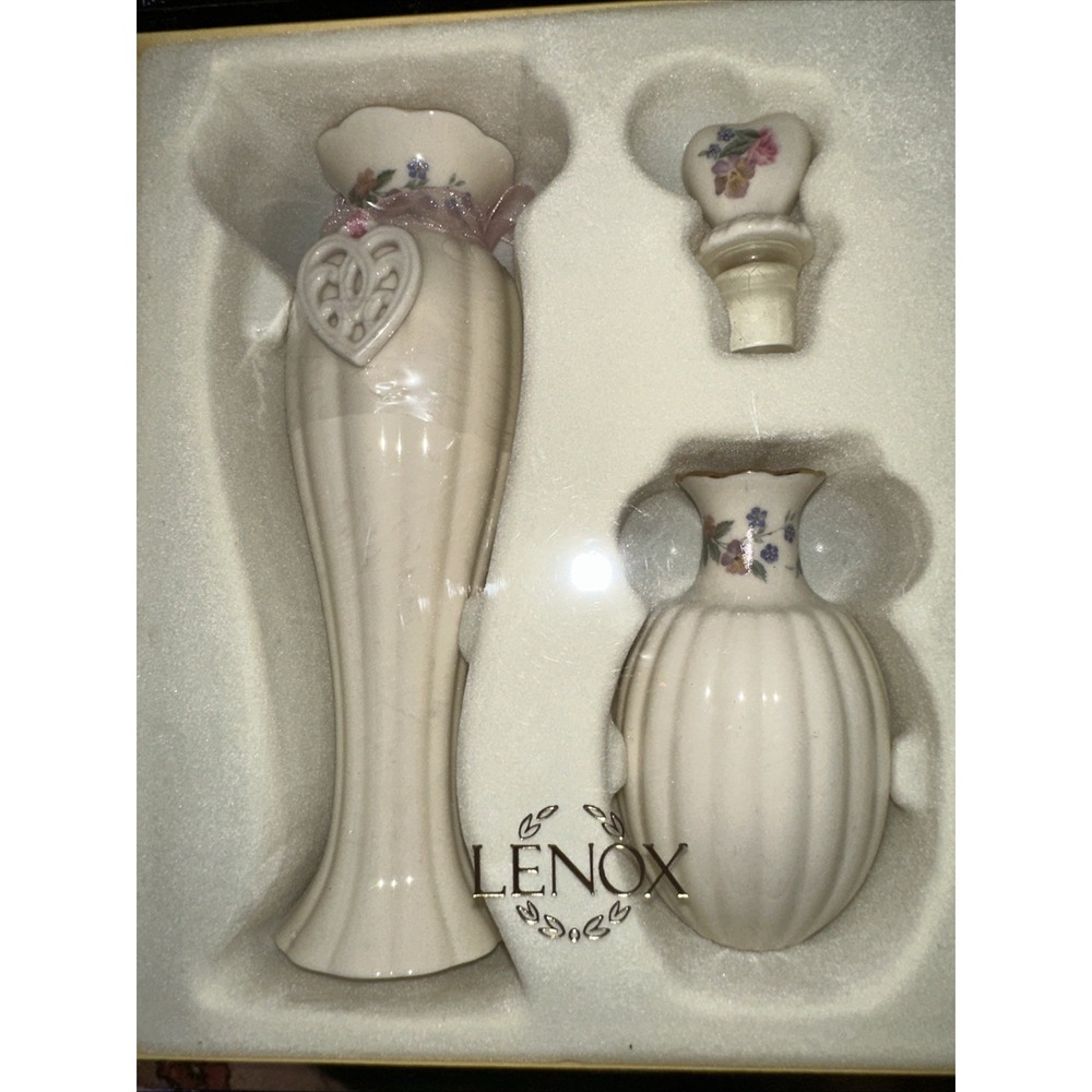 Classic Lenox Vanity Set #6226203